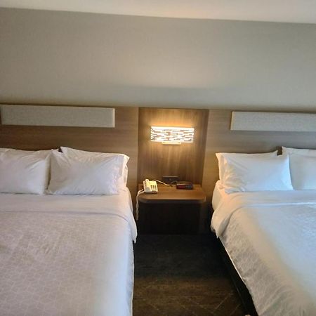 Holiday Inn Express Lapeer By Ihg Екстериор снимка